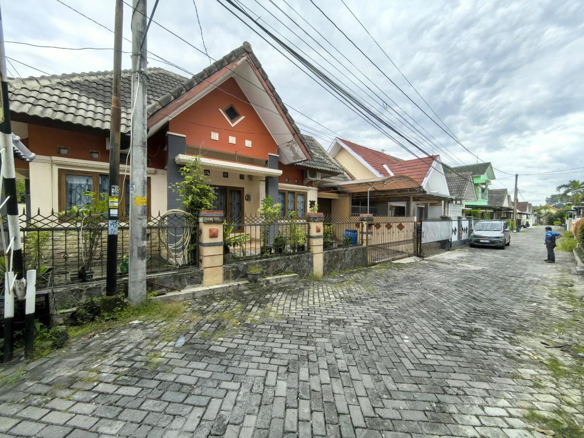 Mutiara Babarsari Homestay Jogja Jogjacarta Exterior foto