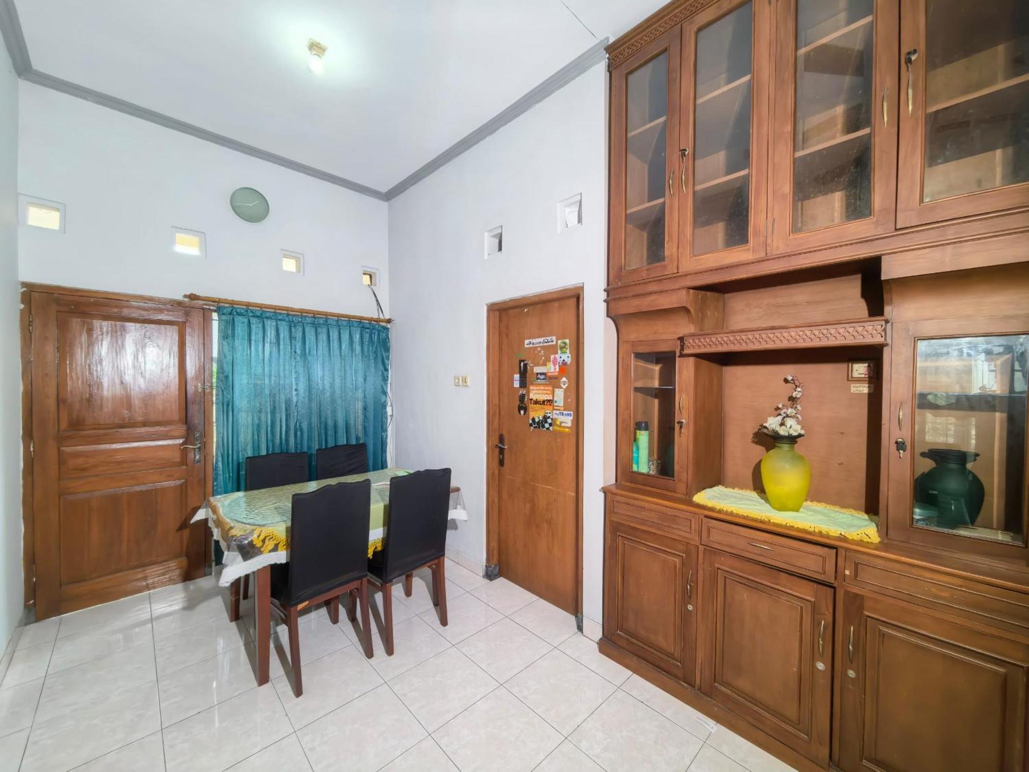 Mutiara Babarsari Homestay Jogja Jogjacarta Exterior foto